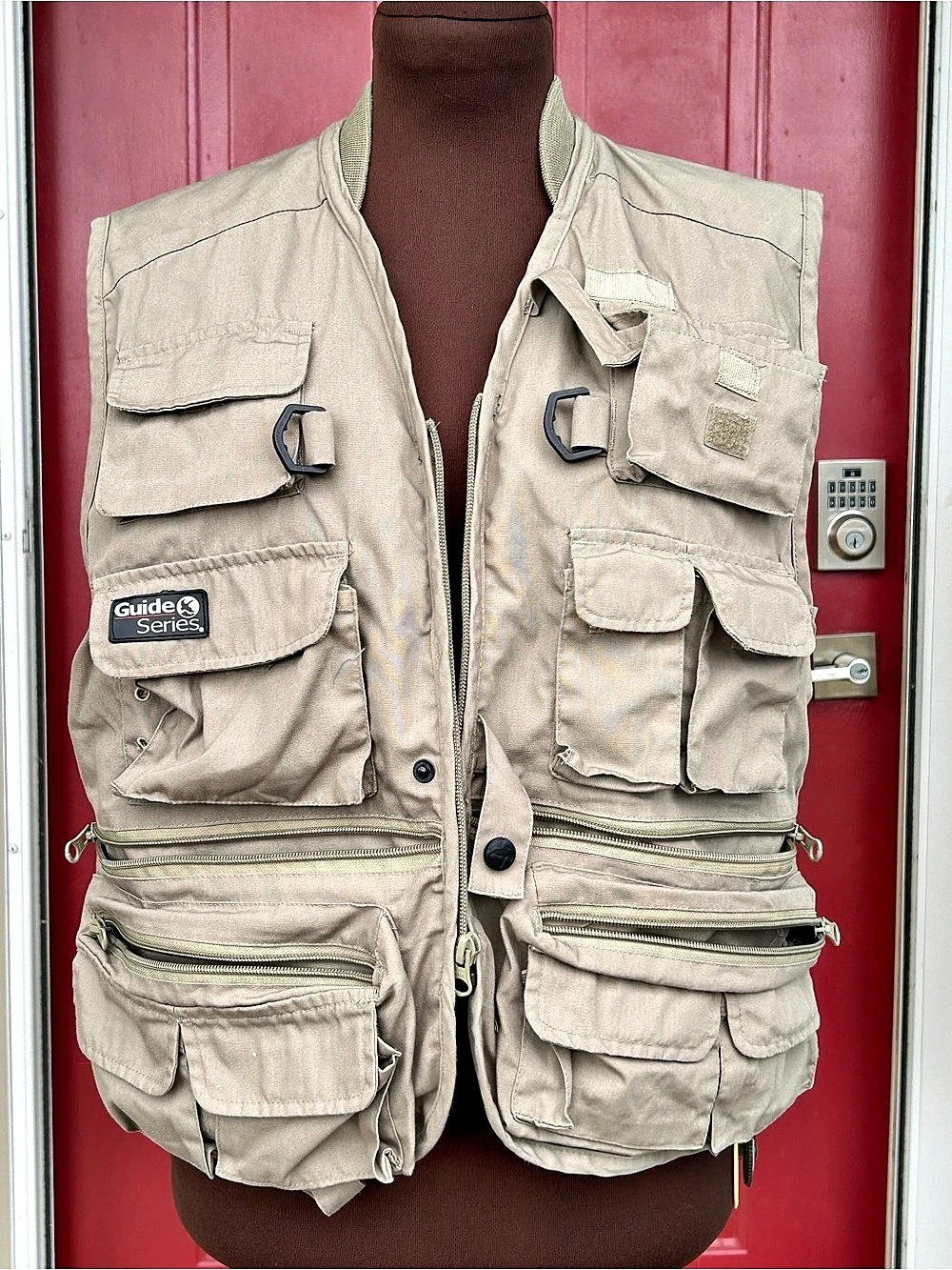 GUIDE SERIES sS wmn’s Multi-Pocket Fishing/Hunting Vest-looks NEW!